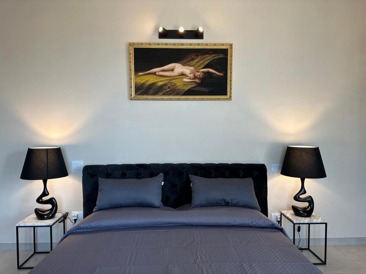 Casa Colonna - Suite Della Torre LʼAquila Exterior foto